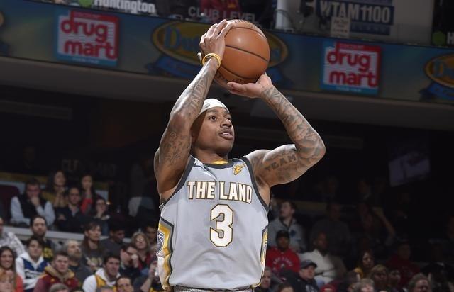 球员手中悄 球员手中悄